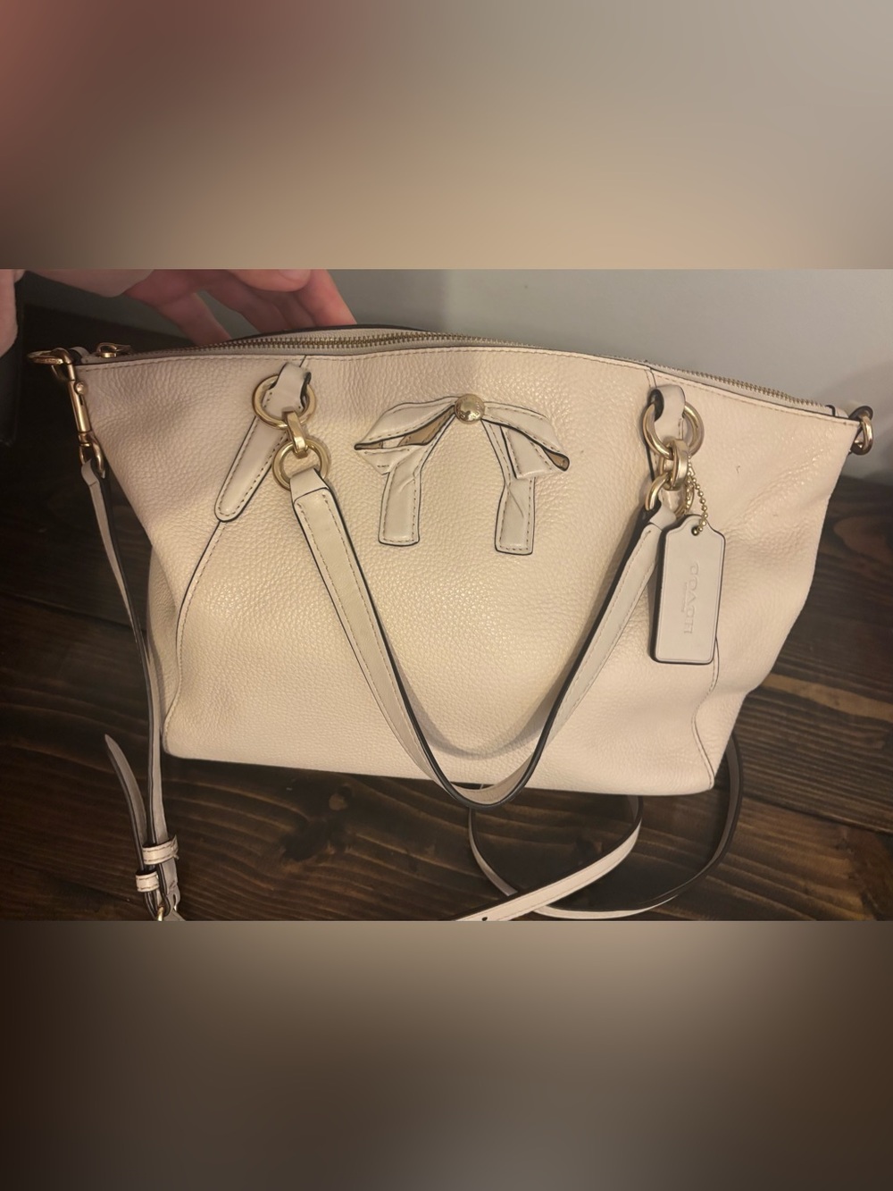 Coach F28969 Small Kelsey Satchel / Bow Chalk White Crossbody Handbag